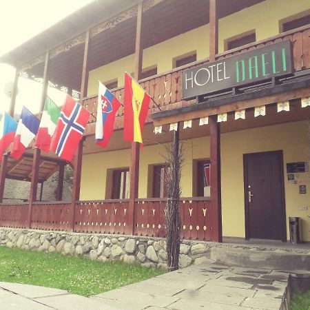 Daeli Hotel Mestia Bagian luar foto